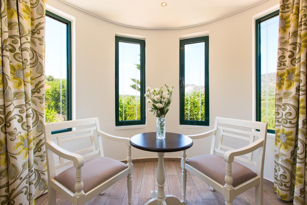 Alonia Villa, Refined Living With 50M2 Private Pool, By Thinkvilla Melidhónion Habitación foto